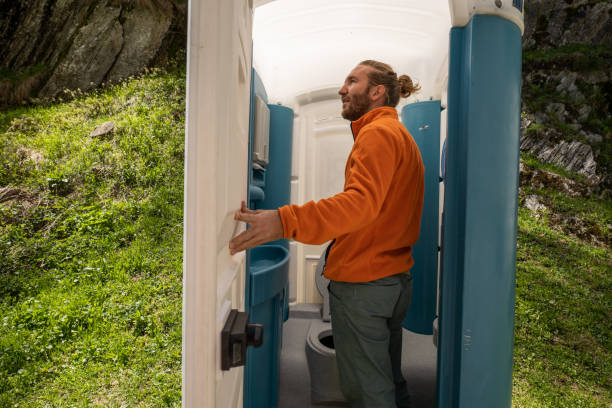 Best Best portable toilet rental  in Island City, OR