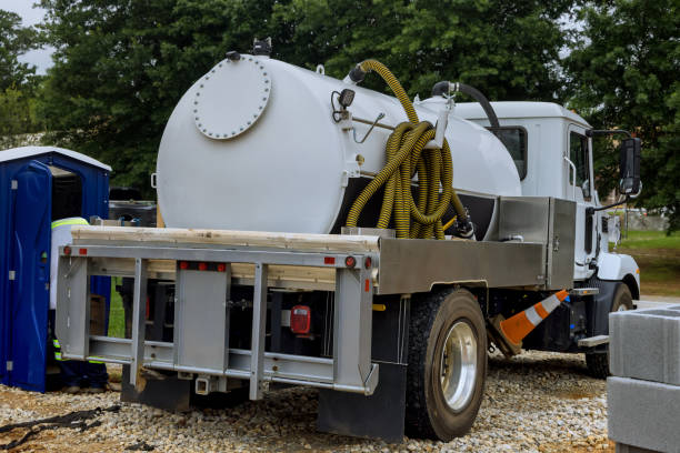 Best Luxury portable toilet rental  in Island City, OR